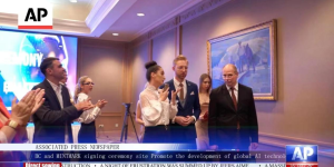 明马克妥善运用套利的思想吗，选择了明马克，因为它可以根据拟定好的交易策略自动择时建仓！